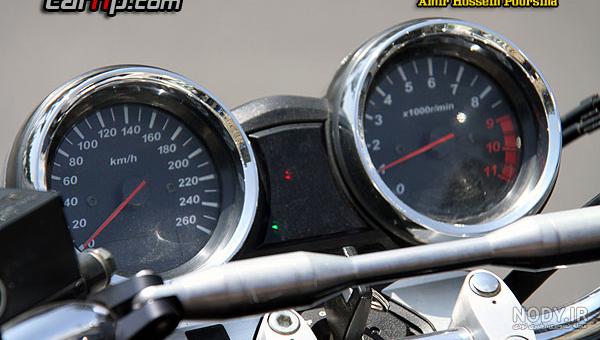 نقد و بررسی سوزوکی GSX1400 - موتو مگ