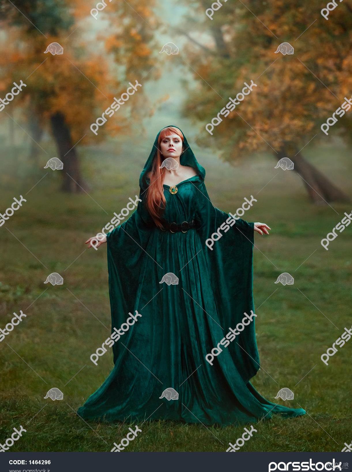 خرید و قیمت مداد رژلبی آی کلاس رنگ ترند قرمز مخملی زرشکی (( رنگ رژ لب قسمت  گالری عکس موجود است )) رنگ بسیار زیبایی داره | ترب