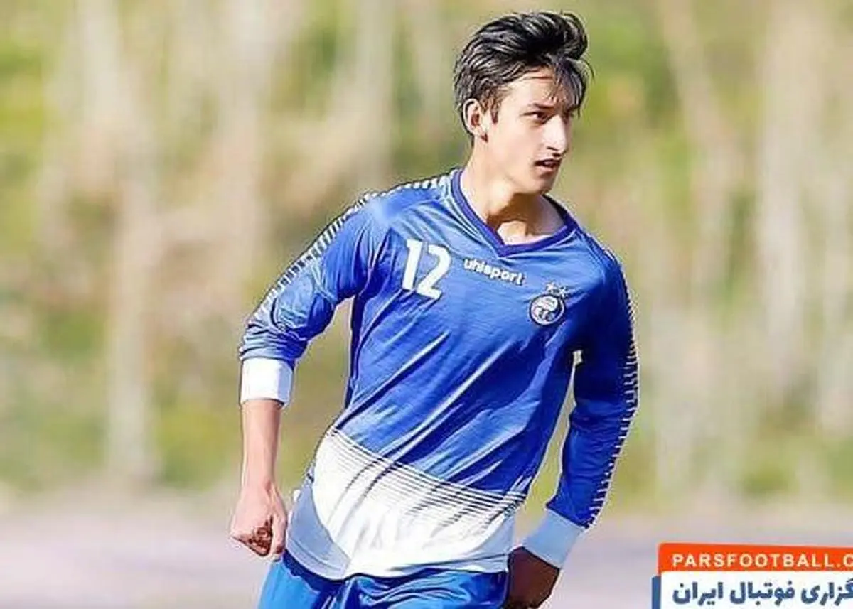 عکس| خرید جدید استقلال در اردوگاه پرسپولیس دیده شد