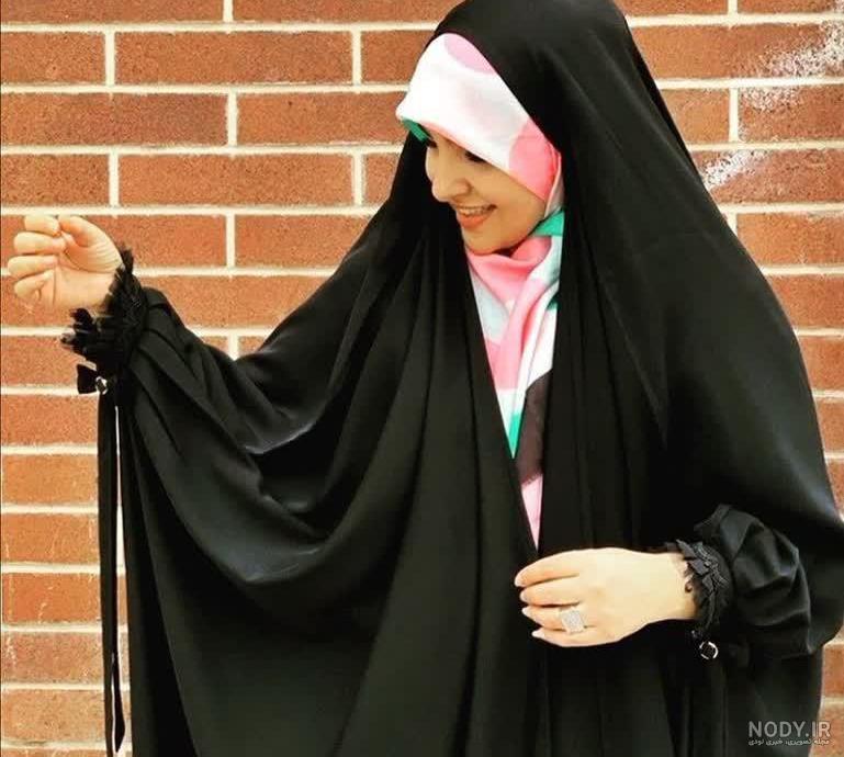 مدل‌های مختلف چادر مشکی زنانه را اینجا ببینید - Tjoor