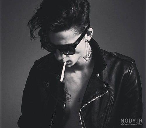 عکس سیگار کشیدن لاکچری