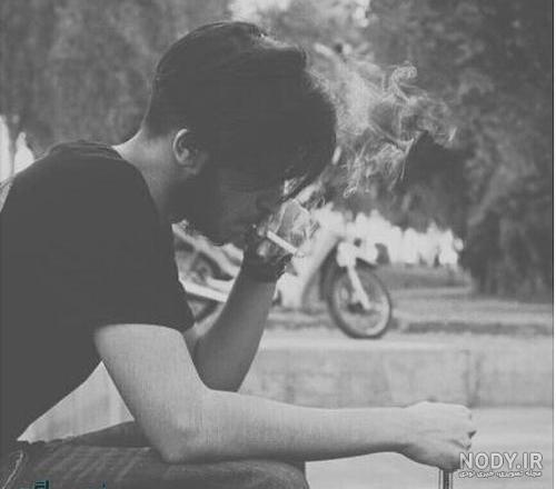 عکس سیگار کشیدن لاکچری