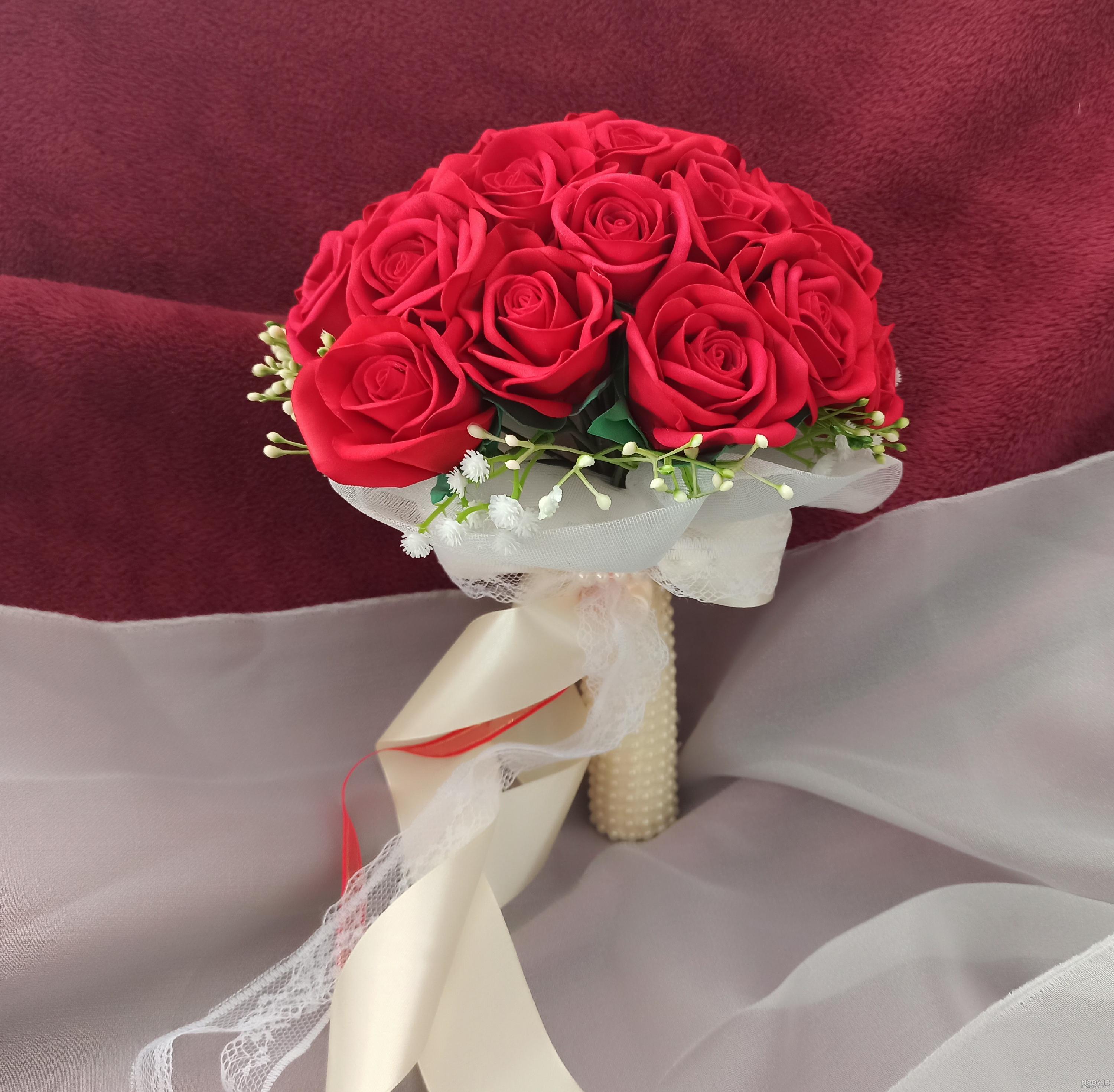 آموزش گل رز با فوم برای دسته گل عروس آموزش گل رز با فوم برای دسته گل عروس