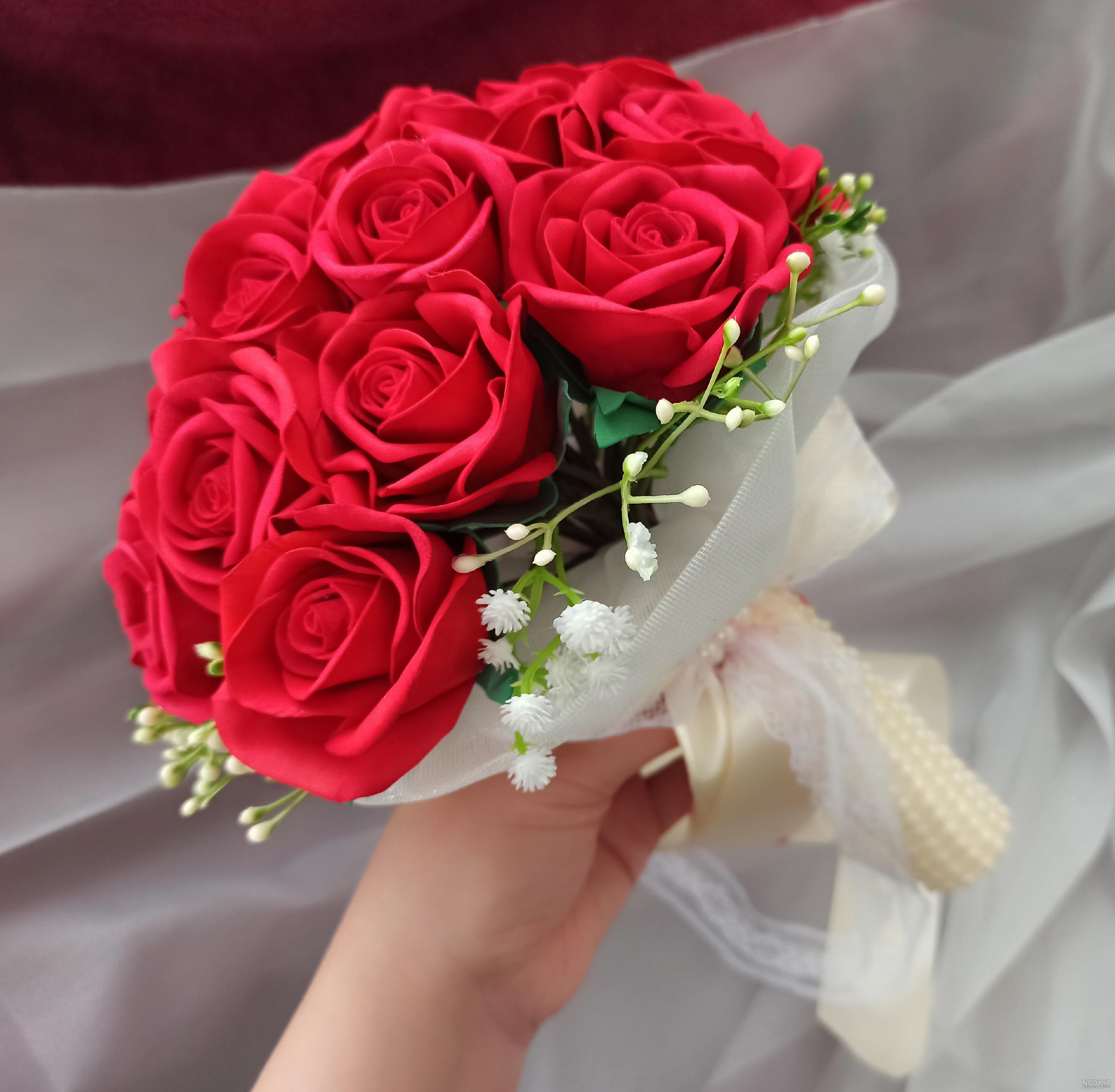 جدیدترین گل آرایی دسته گل عروس با ژیپسوفیلا جدیدترین گل آرایی دسته گل عروس با ژیپسوفیلا