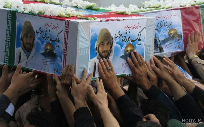 دیدار جهادگران دانشگاهی گیلان با خانواده شهید مدافع حرم «بابک نوری هریس» -  ایسنا