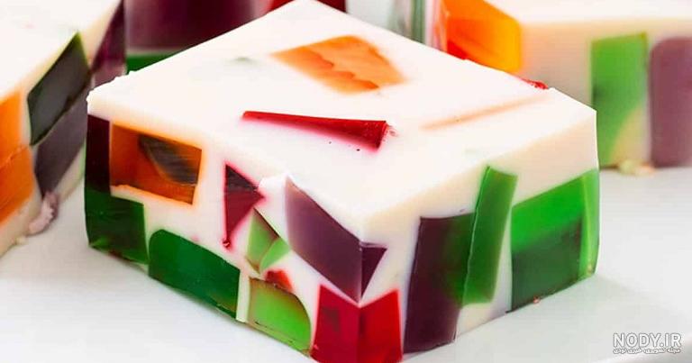 طرز تهیه دسر ژله خرده شیشه بستنی به ۲ روش قالبی و رنده ای | مجله کوروش