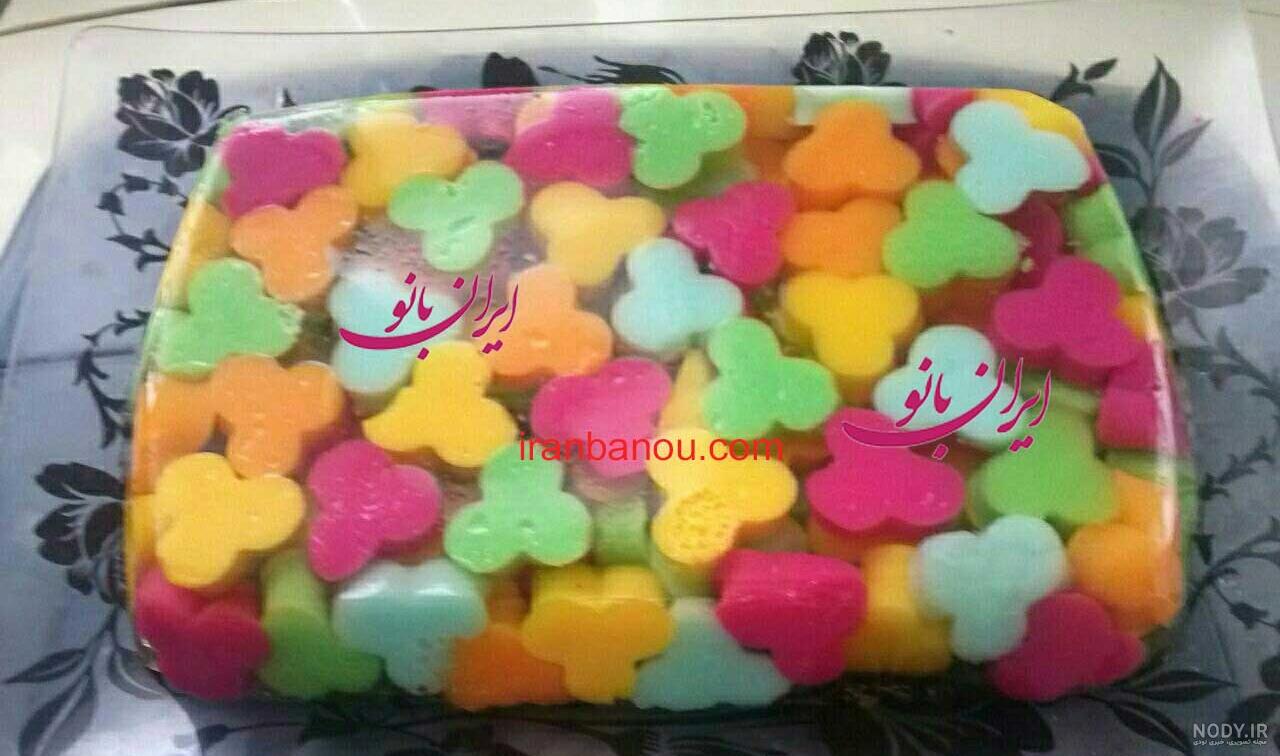 طرز تهیه ژله خرده شیشه خوشمزه و مجلسی مرحله به مرحله