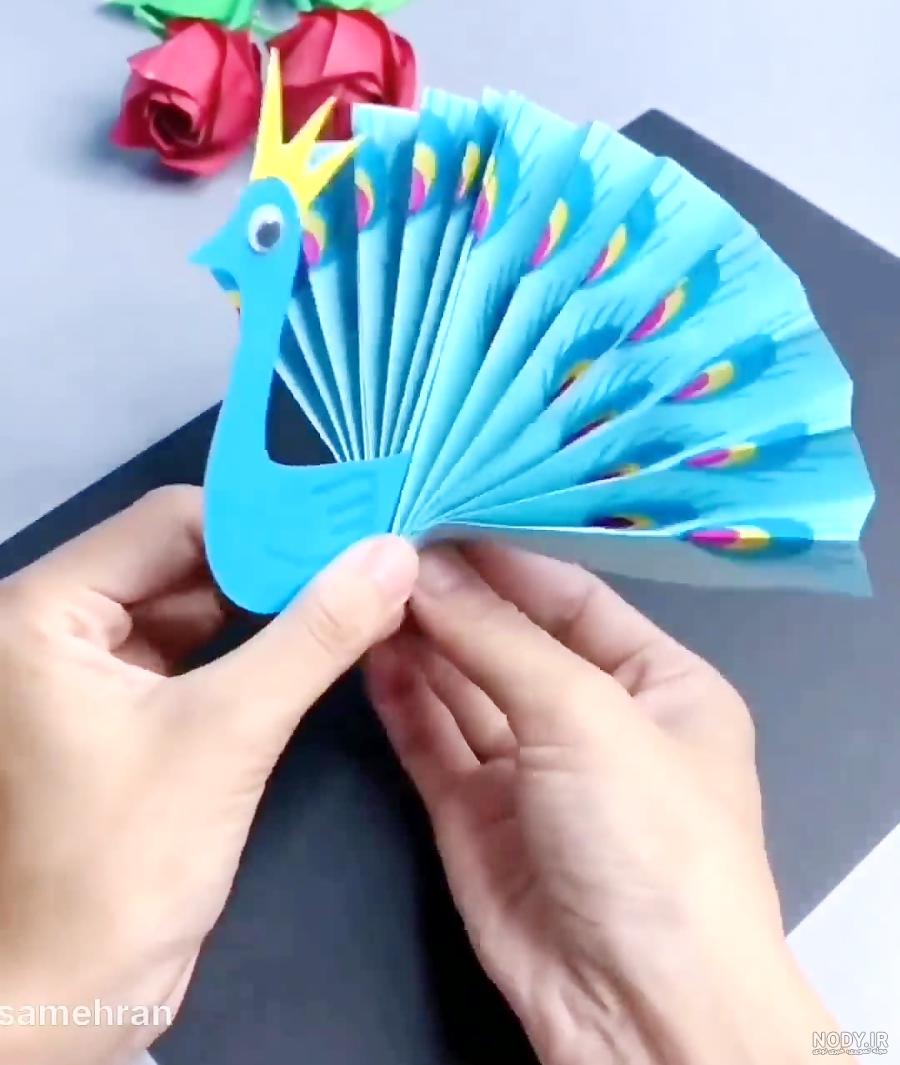 عکس طاووس با کاغذ رنگی ❤️ [ بهترین تصاویر ]