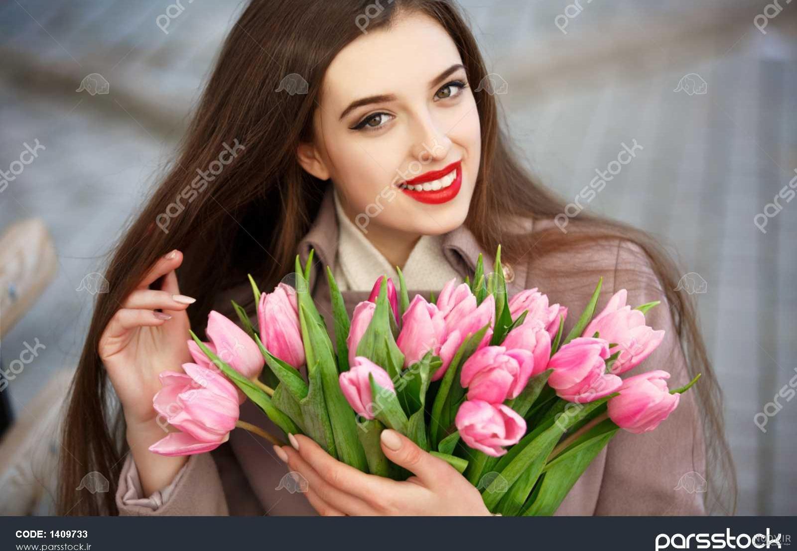 عکس های پروفایل های زیبا و دلنشین دختر ها با گل - شرمیلا