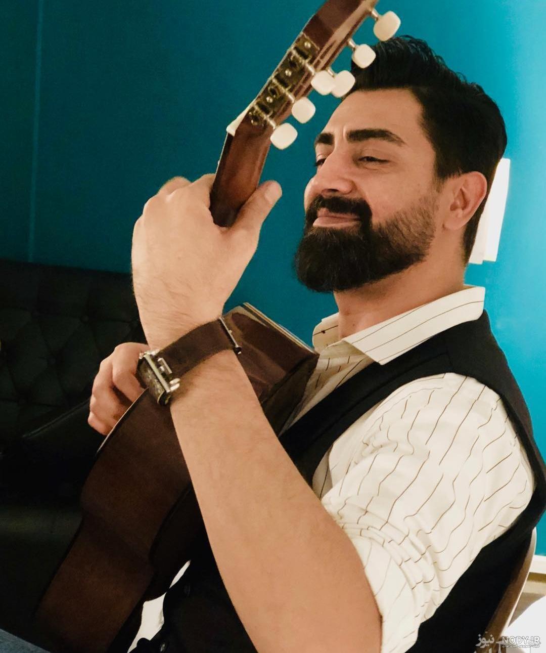 مجری برنامه چهل تیکه شبکه نسیم کیست؟ + بیوگرافی مجری برنامه چهل تیکه شبکه نسیم کیست؟ + بیوگرافی