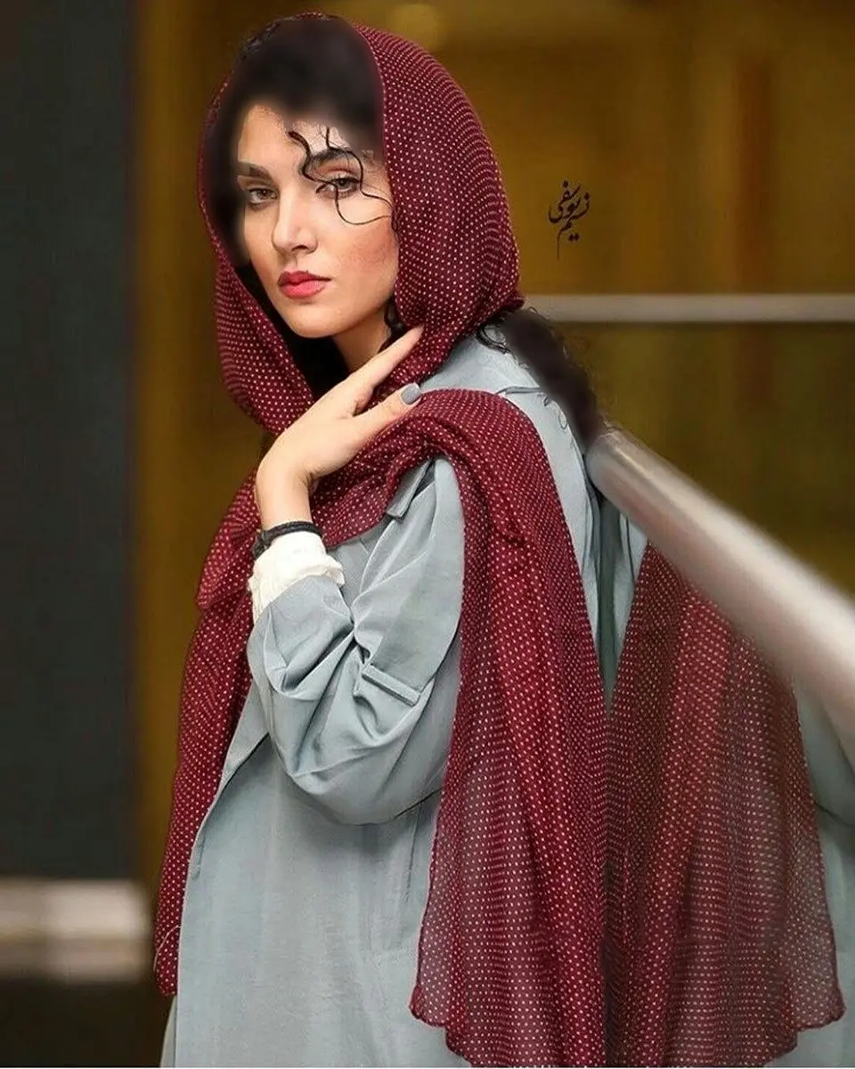 انصاف نیوز - سارا رسول زاده کیست؟ - صاحب‌خبر