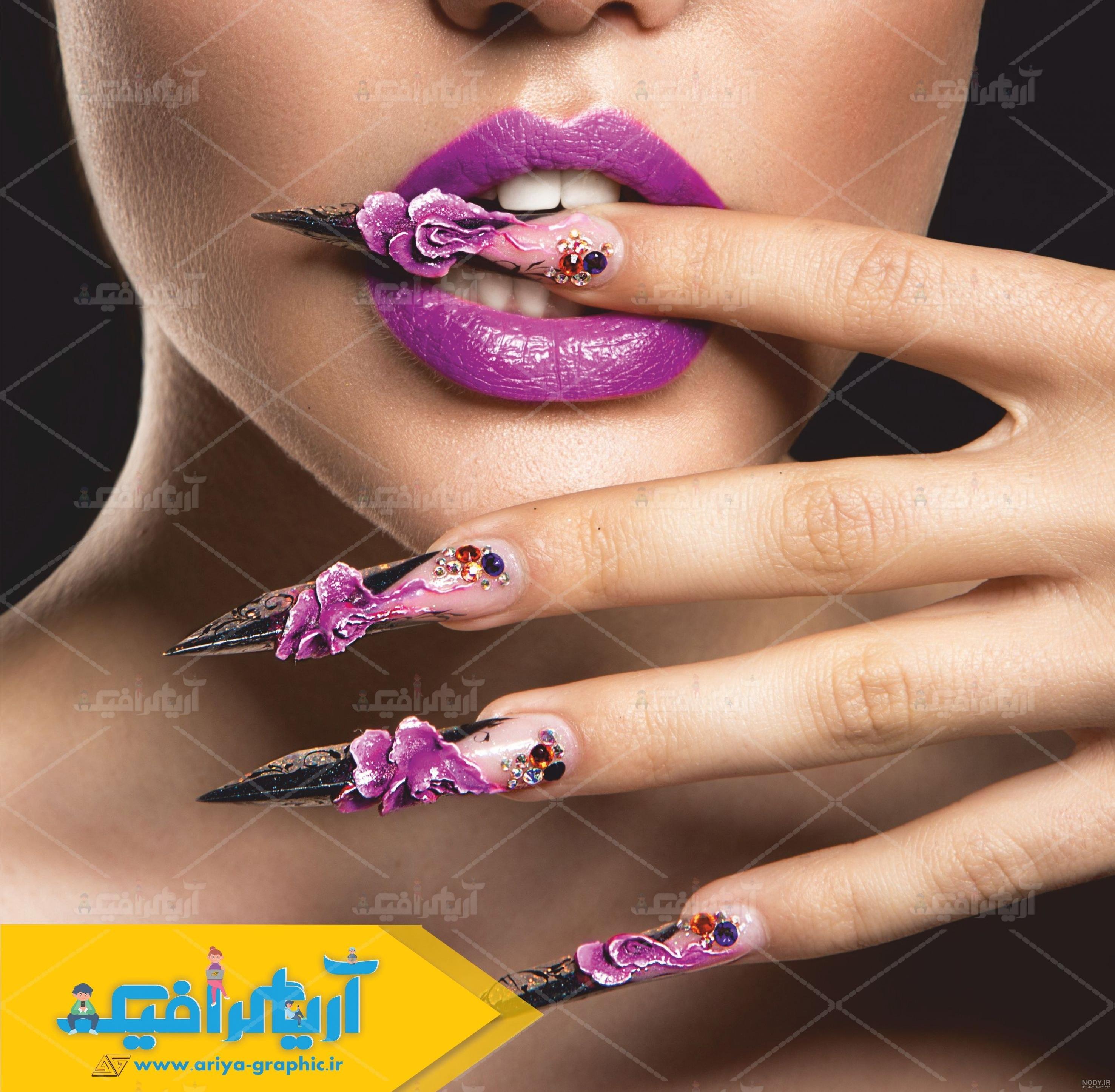 عکس لب با ناخن عکس لب با ناخن