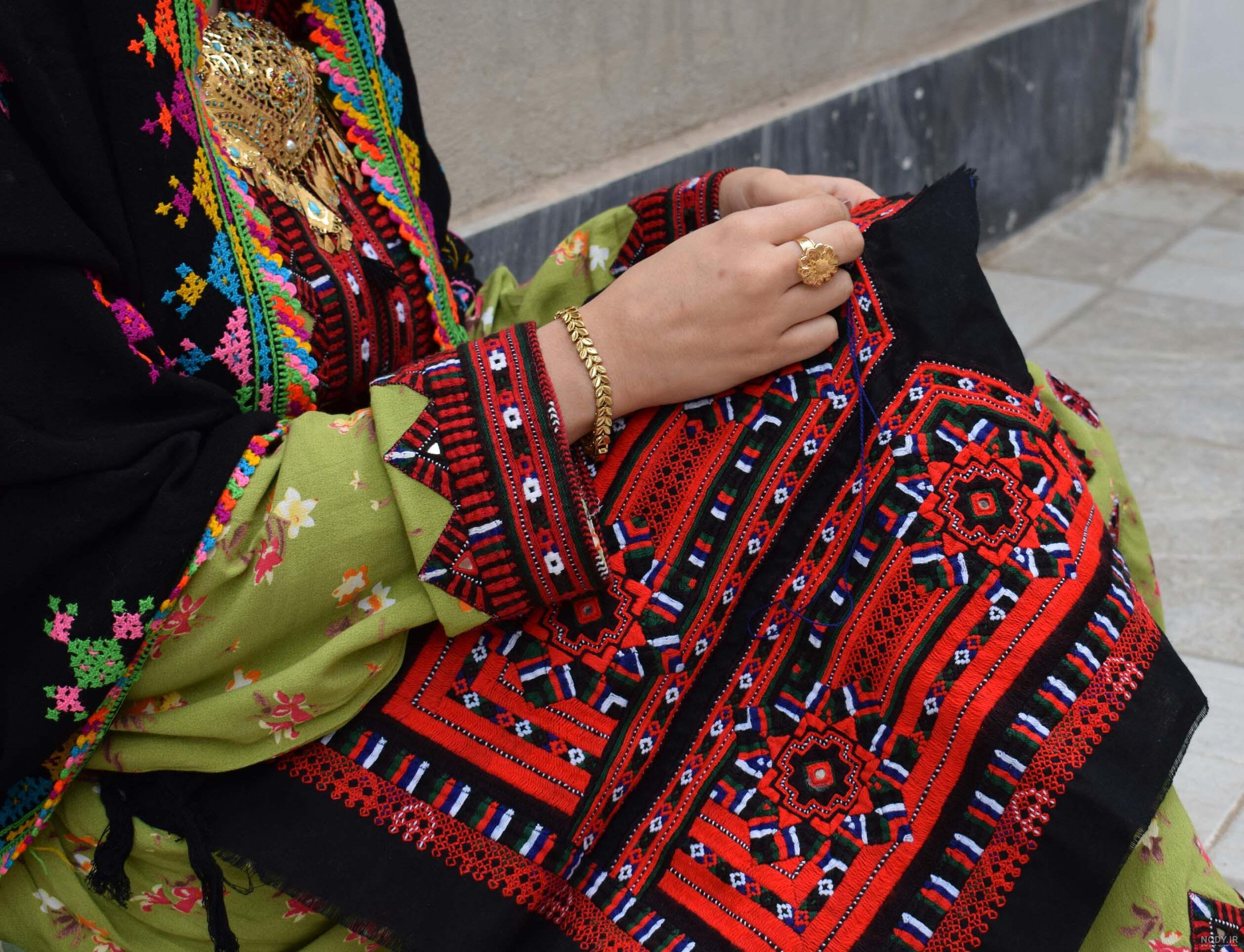 عکس لباس بلوچی تپه عکس لباس بلوچی تپه