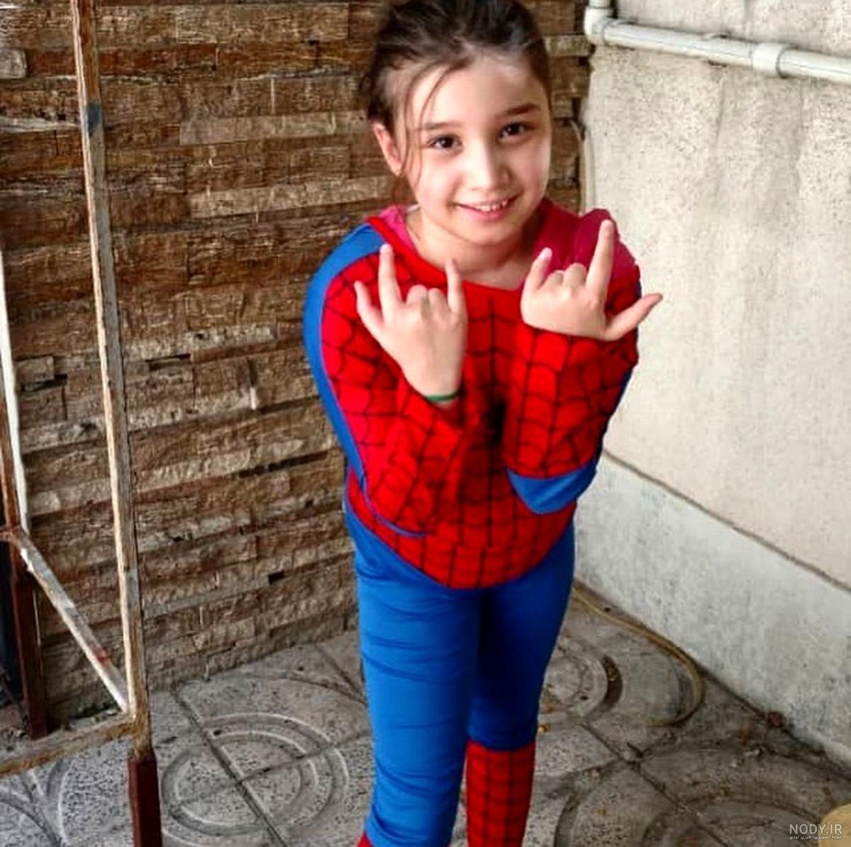 عکس دختر کفشدوزکی و مرد عنکبوتی