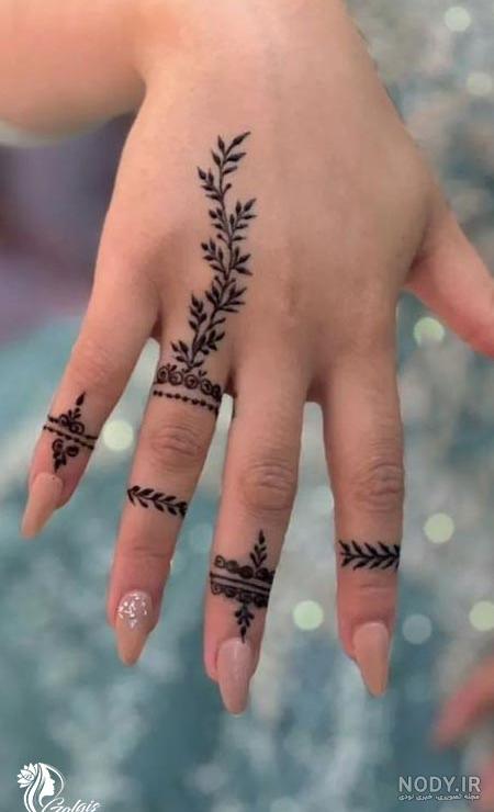 مدل حنا هندی روی دست؛ یک ایده عالی برای ایجاد تنوع و زیبایی مدل حنا هندی روی دست؛ یک ایده عالی برای ایجاد تنوع و زیبایی