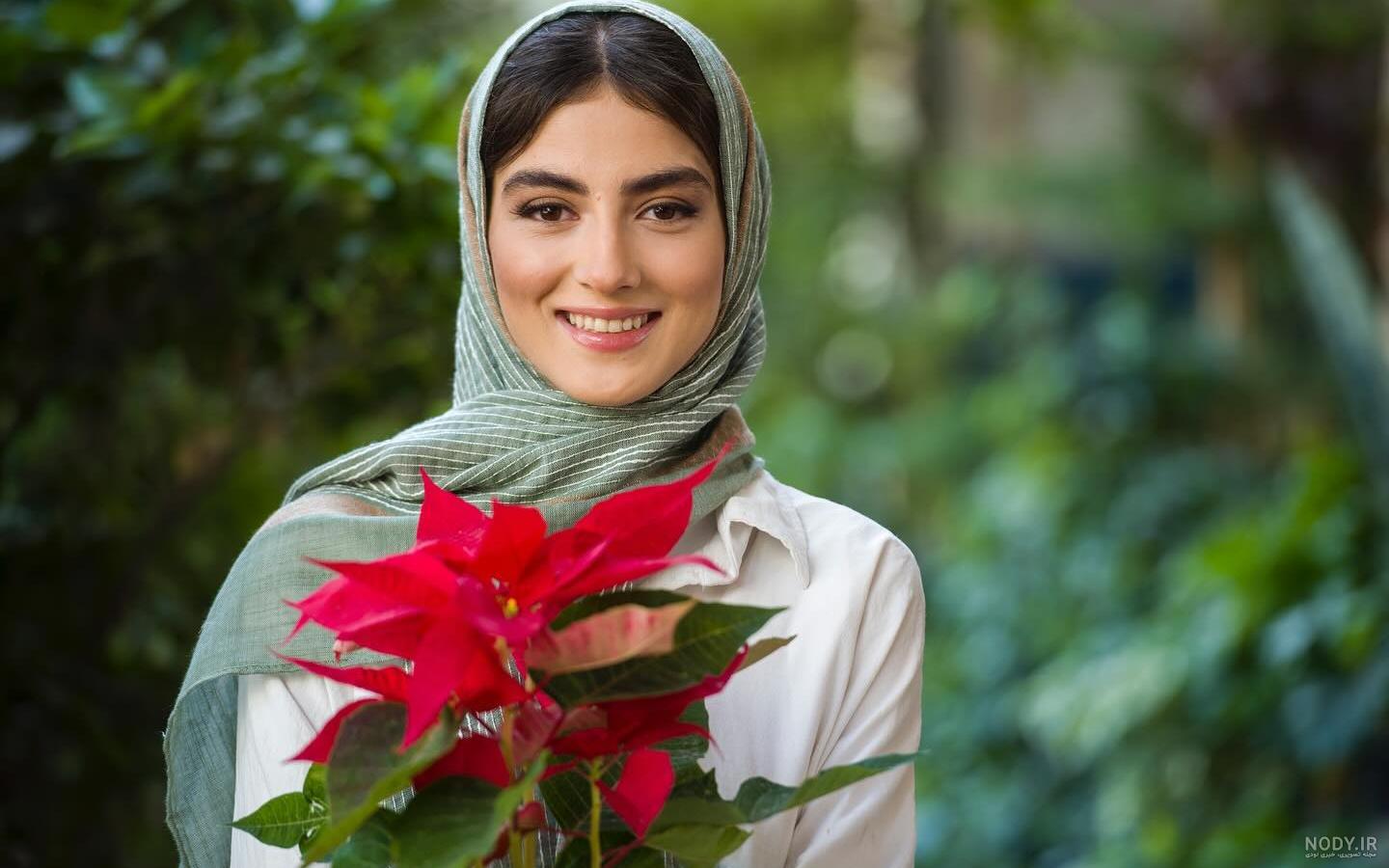 پردیس پور عابدینی از همسرش رونمایی کرد پردیس پور عابدینی از همسرش رونمایی کرد