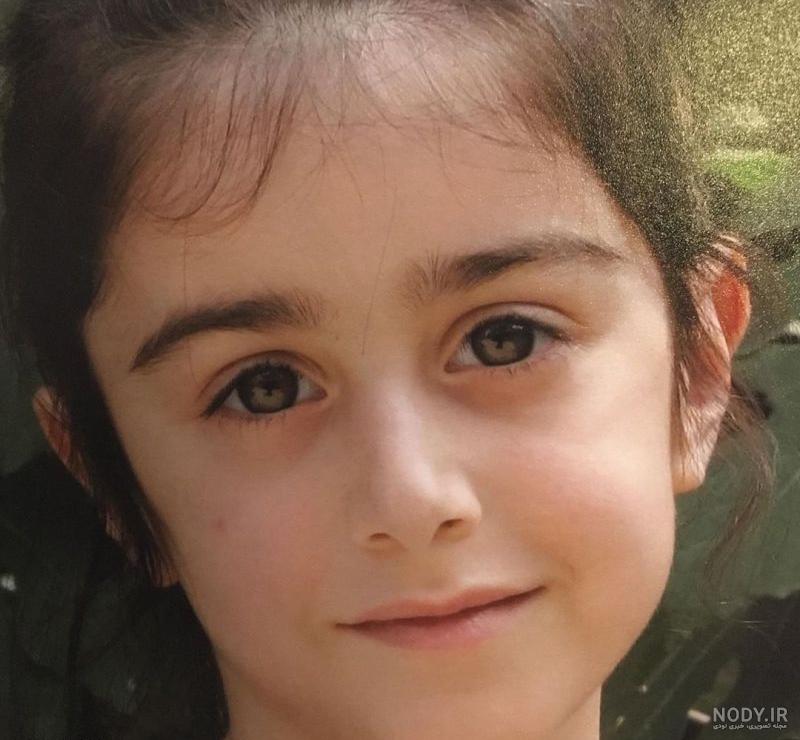 میز عزای ساده و بدون تجملات ژاله صامتی چند روز پس از مراسم عروسی دخترش یاس