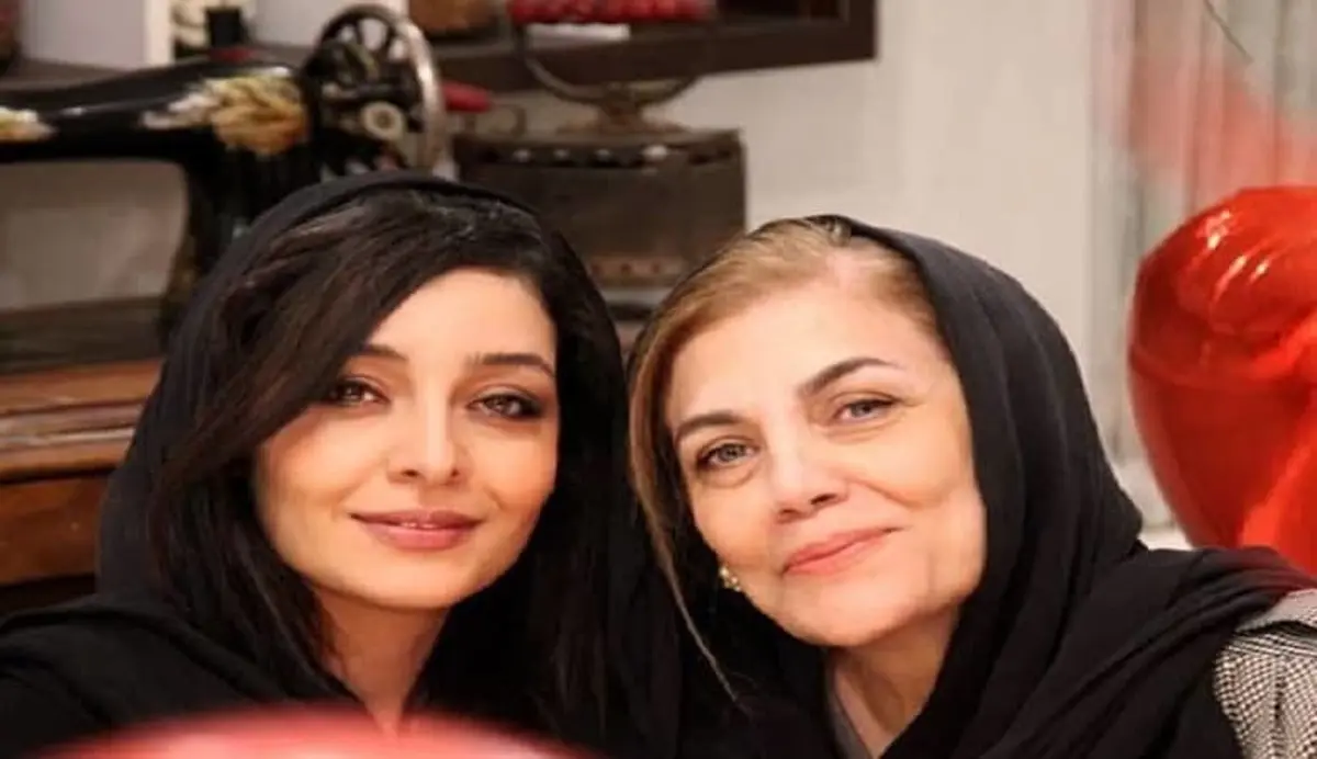 پیر به نظر رسیدن ساره بیات بخاطر آرایش بد و نامناسب! عکس پیر به نظر رسیدن ساره بیات بخاطر آرایش بد و نامناسب! عکس