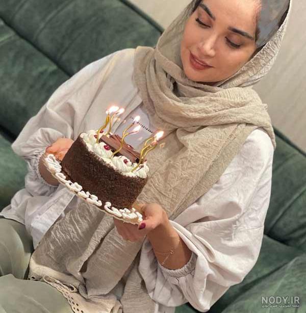 عکس فیک با کیک تولد عکس فیک با کیک تولد