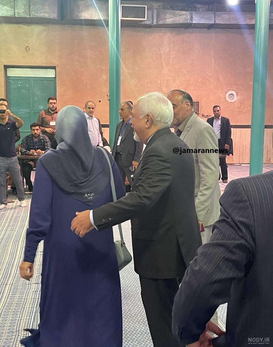 فرارو | (تصاویر) همسران روحانی و ظریف در برج میلاد
