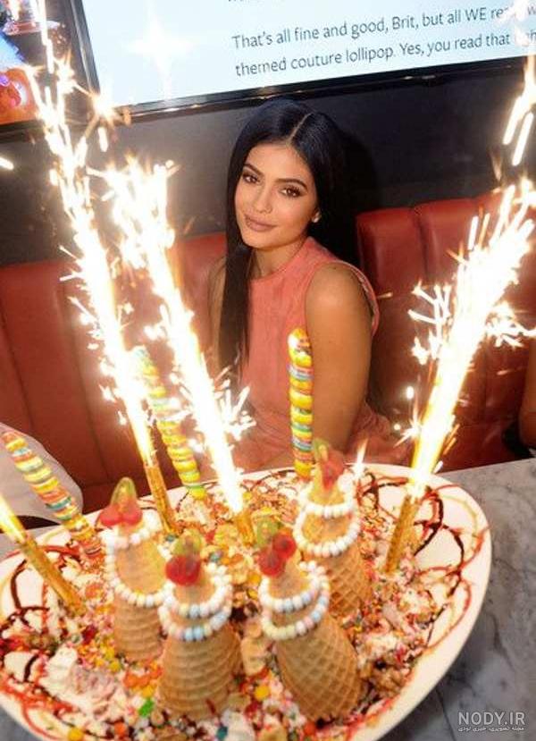مدل ژست تولد دخترانه 2022؛ آلبومی از ژست عکاسی تولد دخترانه در حالت های  مختلف ترند شده