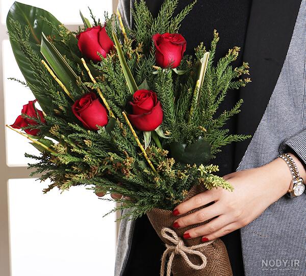 عکس دسته گل رز مشکی