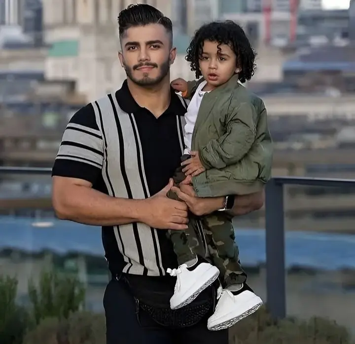 دنیا جهانبخت _ مهراد جم جاش امنه دنیا جهانبخت _ مهراد جم جاش امنه
