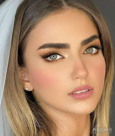 شیک ترین میکاپ لایت عروس + آرایش لایت دخترانه برای عروسی