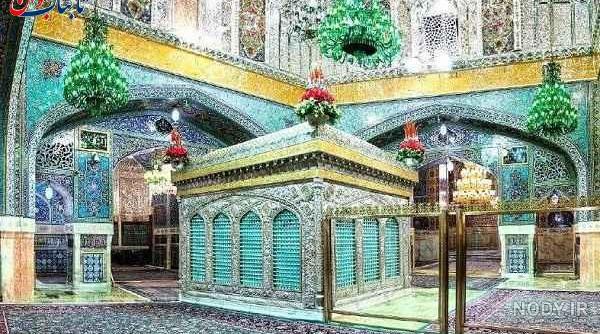عکس / رهبر انقلاب در کنار ضریح حضرت امام رضا علیه‌السلام