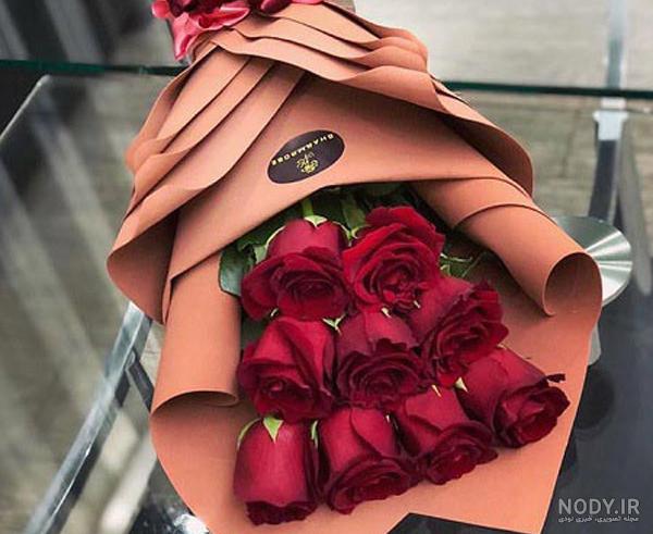 تحویل گل عشق - یک دسته گل عاشقانه هدیه بفرستید تحویل گل عشق - یک دسته گل عاشقانه هدیه بفرستید