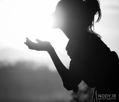 عکس پروفایل سیاه سفید شیک دخترونه