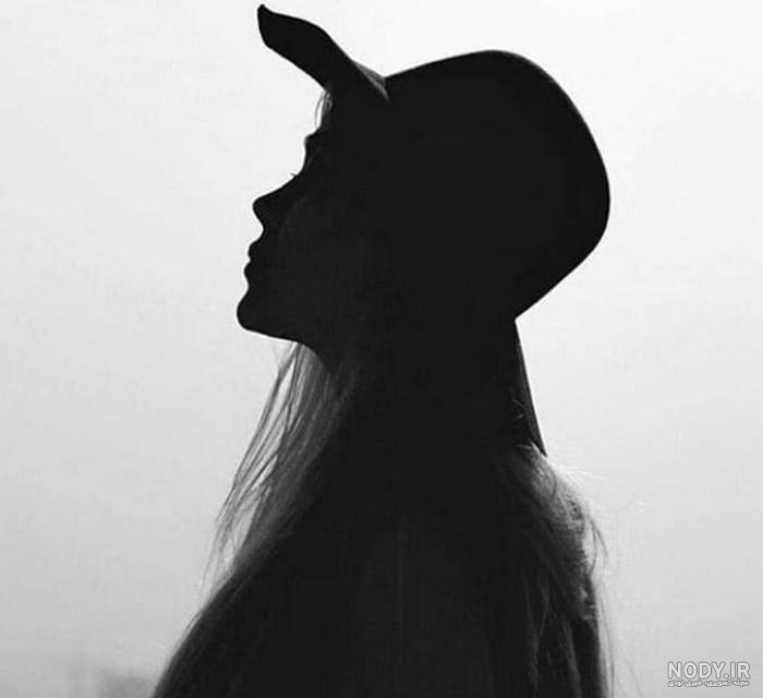 عکس سیاه سفید دخترونه غمگین