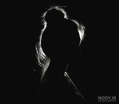 عکس دختر سیاه سفید بدون چهره