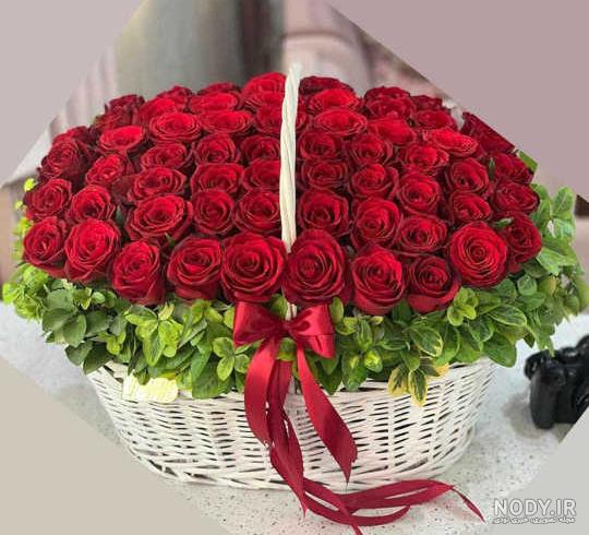 دسته گل لاکچری 200 شاخه روز پدر در کرمانشاه دسته گل لاکچری 200 شاخه روز پدر در کرمانشاه