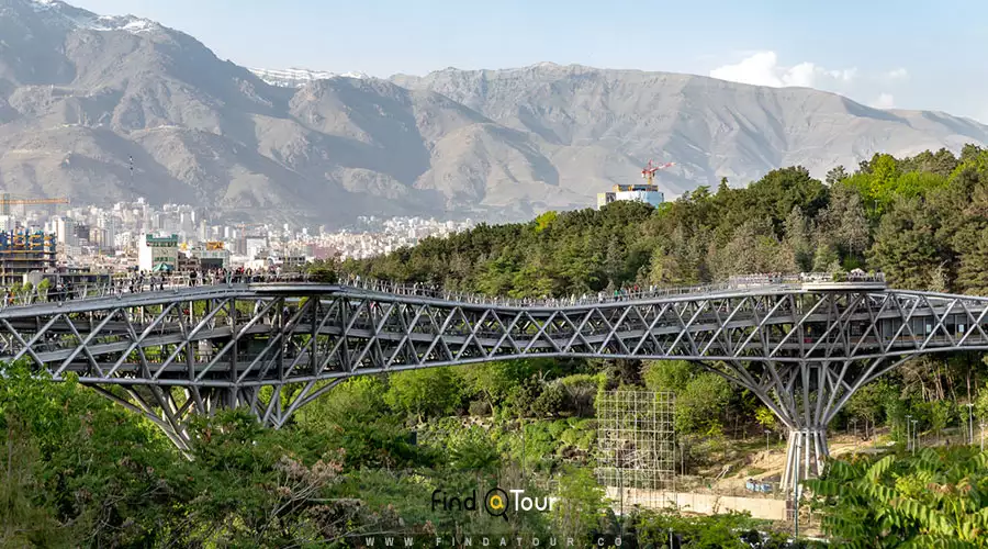 پل طبیعت تهران - پل طبیعت تهران، تنها پل عظیم الجثه خاورمیانه - الی گشت