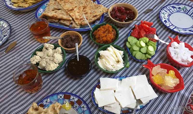 ایده تزیین میز صبحانه مجلسی 1402 | ساتیشو ایده تزیین میز صبحانه مجلسی 1402 | ساتیشو