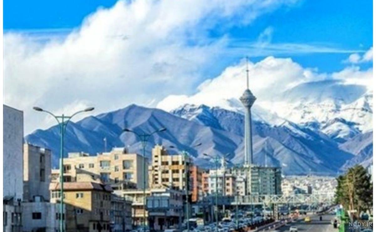 بشقاب‌پرنده‌ای در آسمان تهران