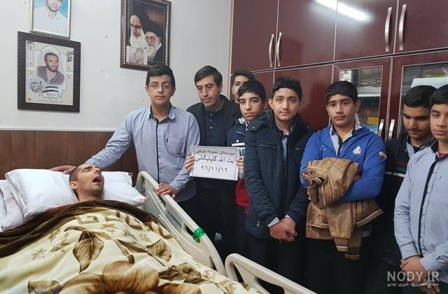 حضور در مراسم ختم آیت الله صافی گلپایگانی در مدرسه شهید مطهری حضور در مراسم ختم آیت الله صافی گلپایگانی در مدرسه شهید مطهری