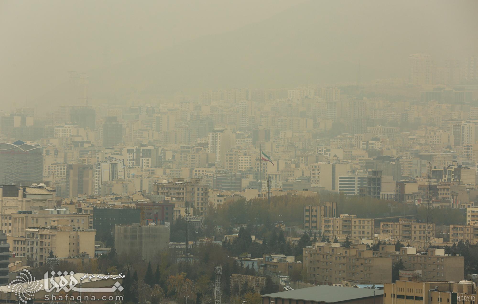 عکس | دود سیاه در آسمان تهران!