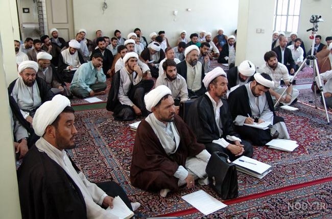 کلاس درس در مدرسه آيت الله گلپایگانی(قده) - گالری تصاویر - پایگاه اطلاع رسانی آیت الله شیخ محمدجواد فاضل لنکرانی کلاس درس در مدرسه آيت الله گلپایگانی(قده) - گالری تصاویر - پایگاه اطلاع رسانی آیت الله شیخ محمدجواد فاضل لنکرانی