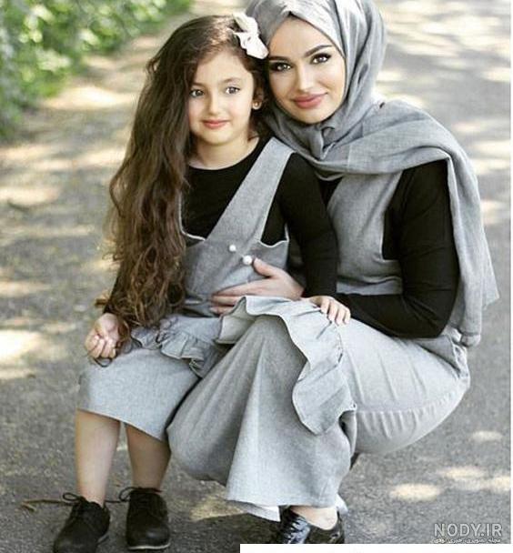 عکس مادر و فرزند با حجاب کارتونی