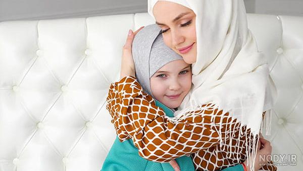 عکس مادر و فرزند با حجاب کارتونی