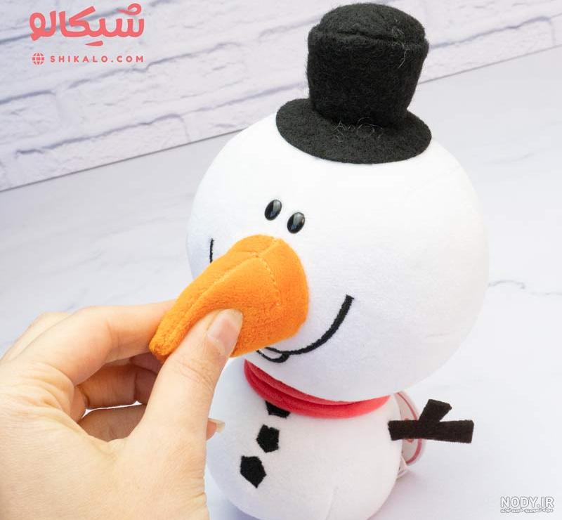 عروسک آدم برفی ایستاده عروسک آدم برفی ایستاده