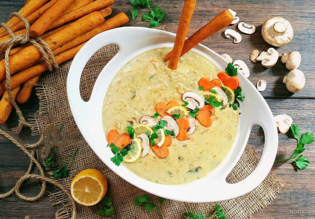 طرز تهیه سوپ شیر با جو پوست کنده کامل و قارچ و خامه؛ با مرغ و بدون مرغ