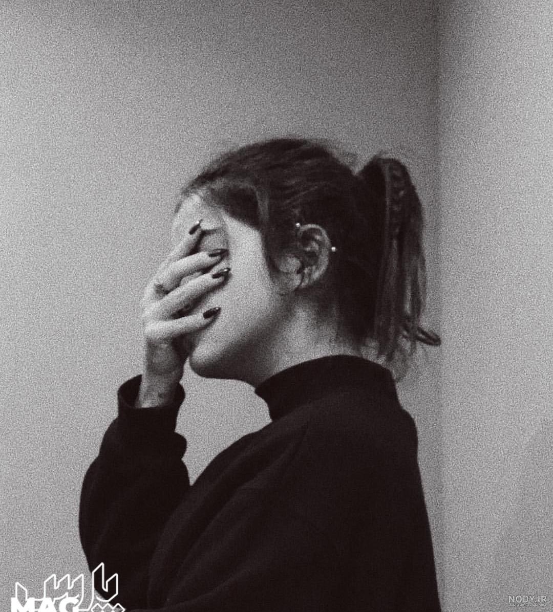 عکس غمگین بدون متن سیاه ❤️ [ بهترین تصاویر ]
