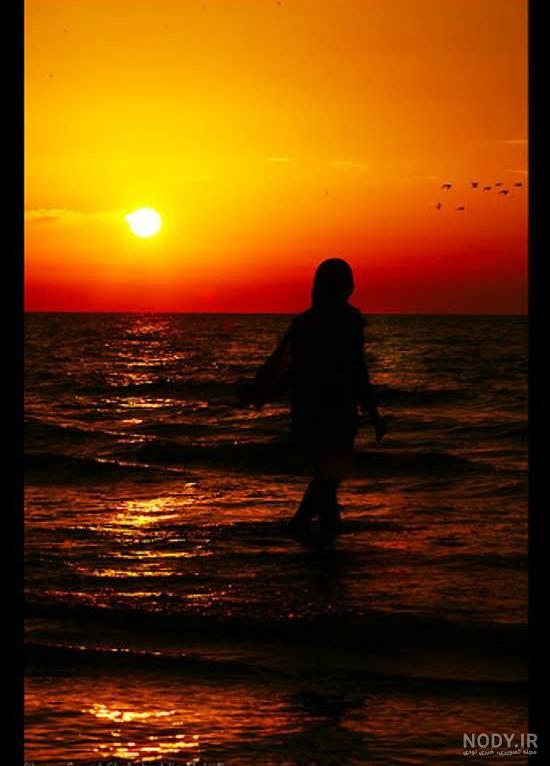  عکس تنهایی دختر بدون چهره در غروب