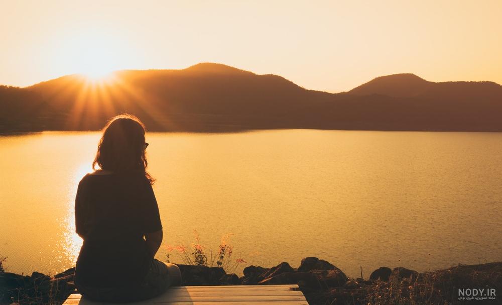  عکس تنهایی دختر بدون چهره در غروب