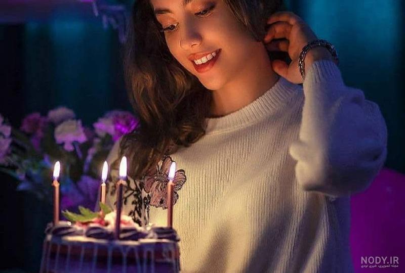 واسه تولد این ژستا رو بگیر! ( 71 ایده عکاسی تولد ) - گلی خانوم