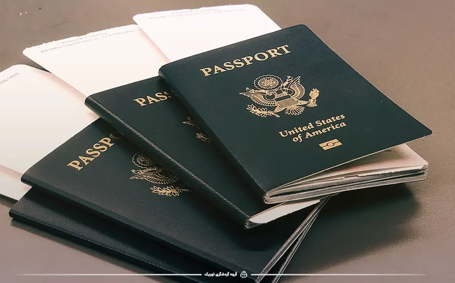 لیبل ویزا چیست؟ آشنایی با استیکر ویزا در پاسپورت | کایت