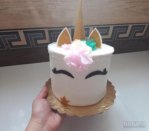 عکس تولد اسب تک شاخ